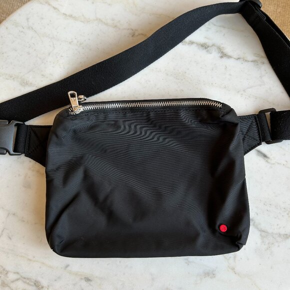 State Lorimer Fanny Pack in Black - Picture 3 of 7